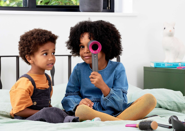 Dětská sada na úpravu vlasů Dyson Supersonic Corrale 5 položek