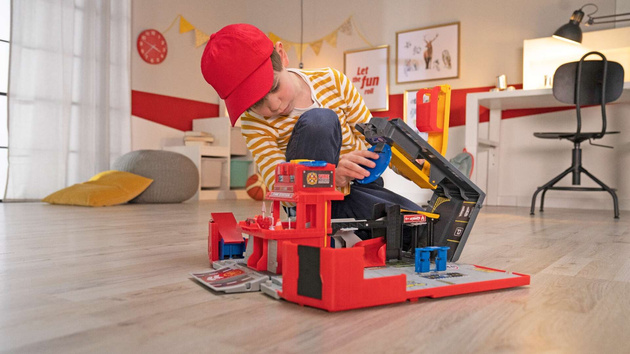 Skládací hasičská souprava Transportér s parkovacími + záchrannými vozidly Světlo Zvuk