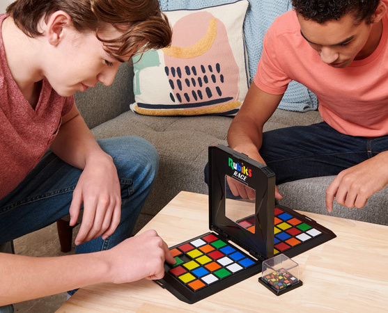 Společenská rodinná arkádová hra Rubikův závod - Rubik's Race 7+ Spin Master